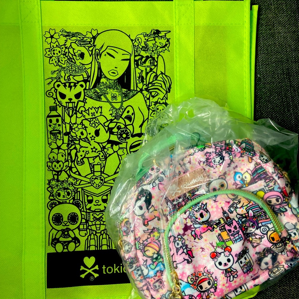 Tokidoki Sdcc mini convertible bag w/ tote